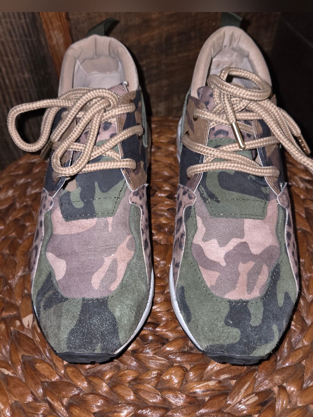 EUC Steve Madden Sz 7 Cliff Camo Leopard Print Sneakers in Olive Green - Picture 6 of 10